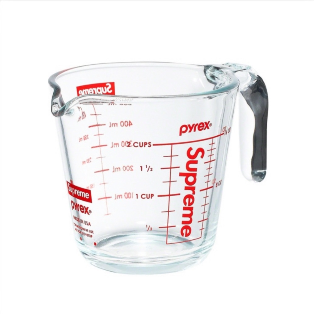 🆕 Supreme/ Pyrex Measuring Cup